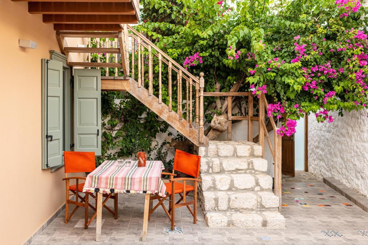 Aphrodite Villas Halki - Villa Bougainvillea Exterior photo